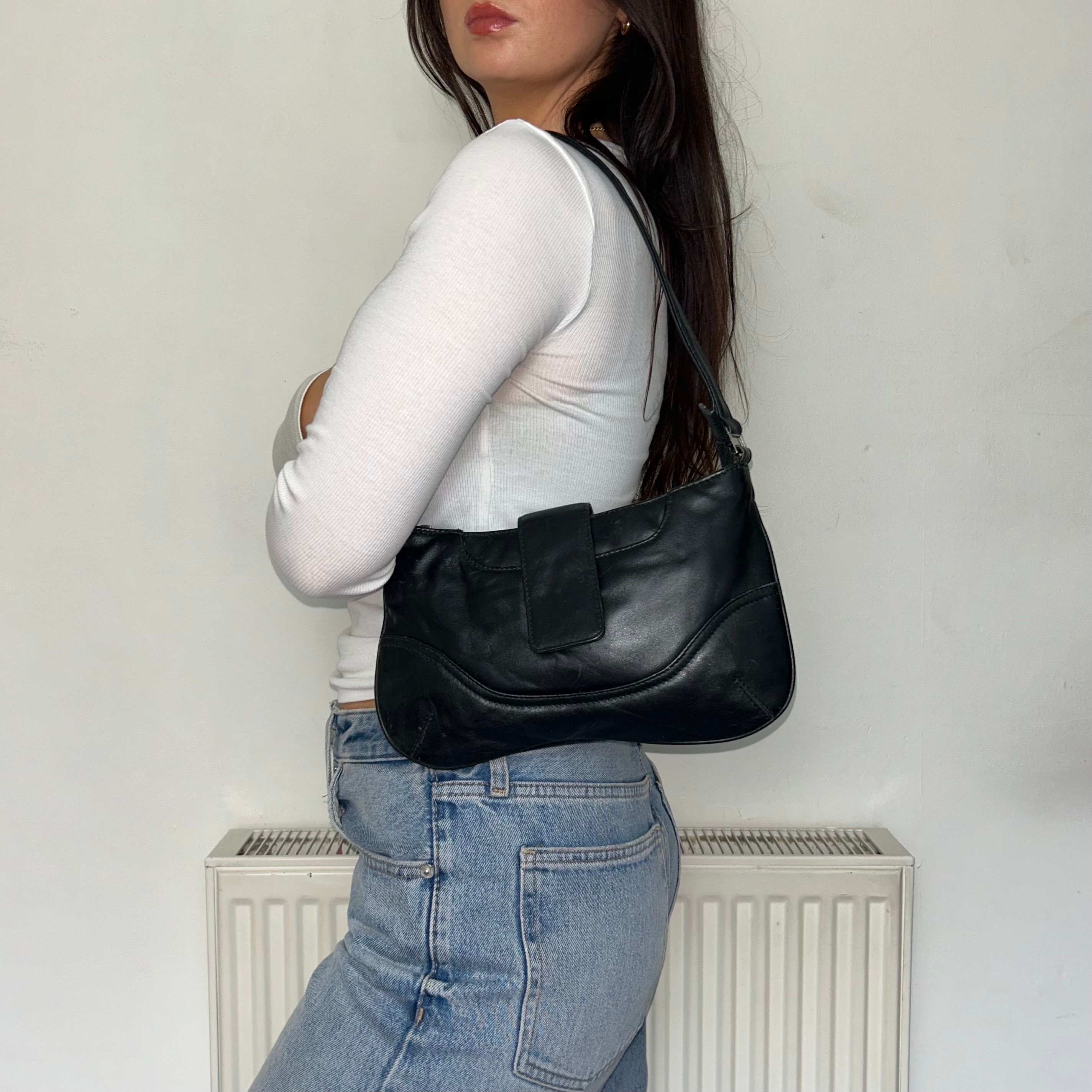 Vintage Black Leather Y2K Shoulder Bag - Etsy Vintage Black Leather Y2K Shoulder Bag - Etsy