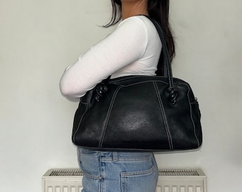 Vintage Black Leather 90s Shoulder Bag