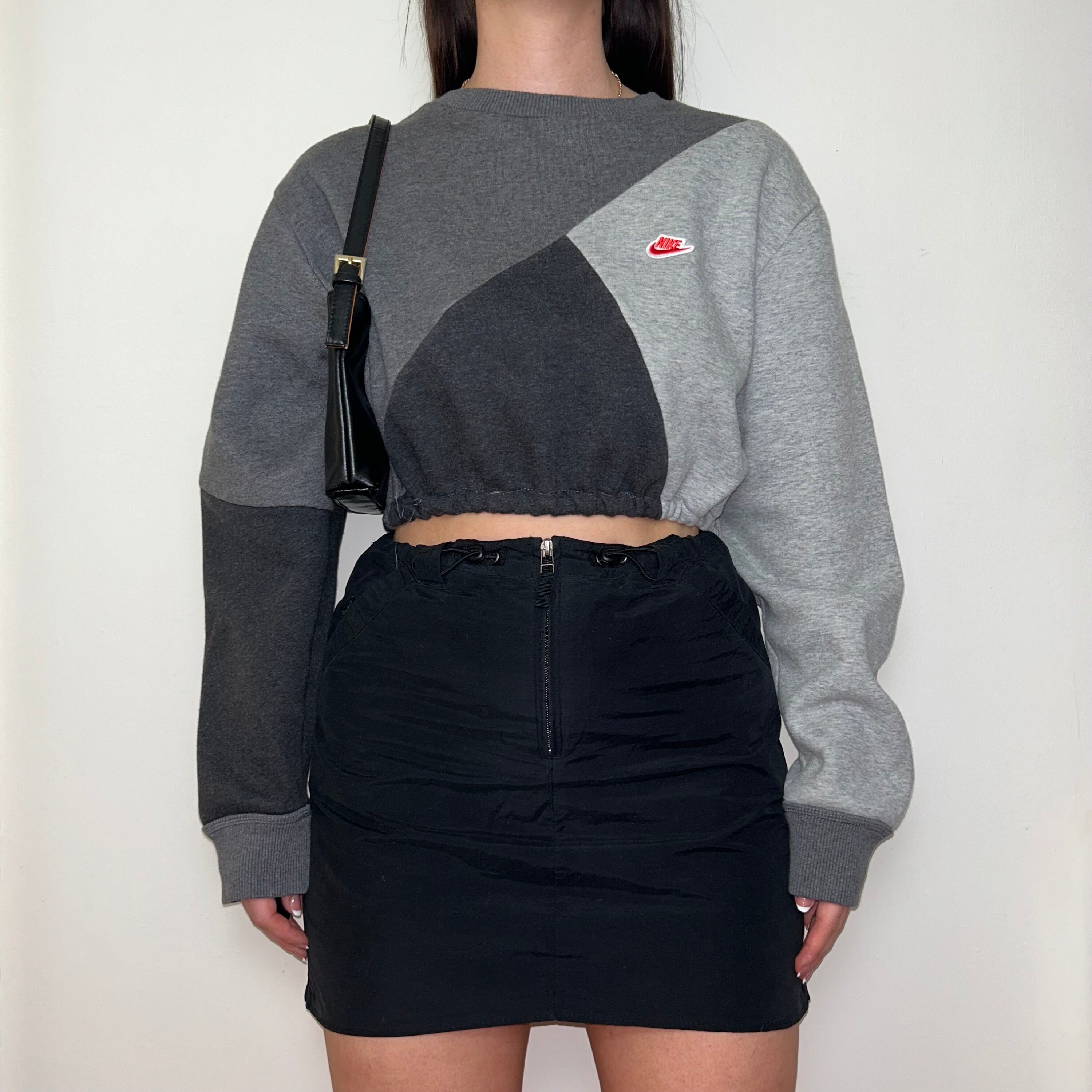 Nike heritage colour top block crop crew sweatshirt