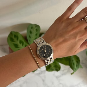 Vintage Women’s Two Tone Citron Silver Gold Quartz Watch