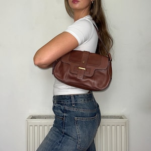 Vintage Brown Leather Y2K Buckle Shoulder Bag