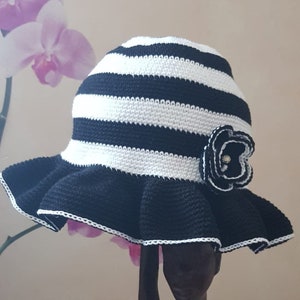 Sombrero de estilo vintage, Sombrero de verano, Sombrero de algodón hecho a mano, Sombrero de ganchillo, Sombrero blanco y azul