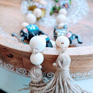 Farmhouse Wood Bead Garland, Elephant Wooden Bead Decorations, Home Jewelry, Coffee Table Decor, Long Wood Bead Garland