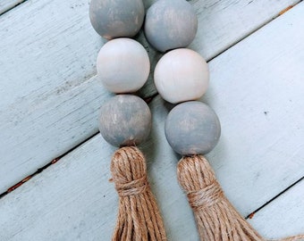 Rustic Grey Farmhouse Wood Bead Garland, Hand Painted Large Casa Garland, Tiered Tray Garland, Coffee Table Decor