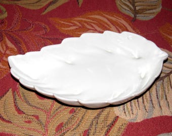 Frankoma 226 Leaf Bowl in Sand White