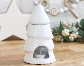 Christmas Tree Wax Melt/Oil Burner - White Ceramic - Festive Cosy Home Decor Decoration Ornament - Scented Candle Tea Light Home Fragrance