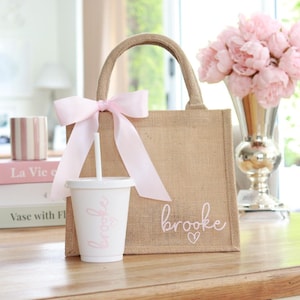 Sac en jute et/ou gobelet isotherme - personnalisé - été plage vacances voyage demoiselle d'honneur mariage fête d'anniversaire faveur ensemble de sacs idée cadeau fille enfants