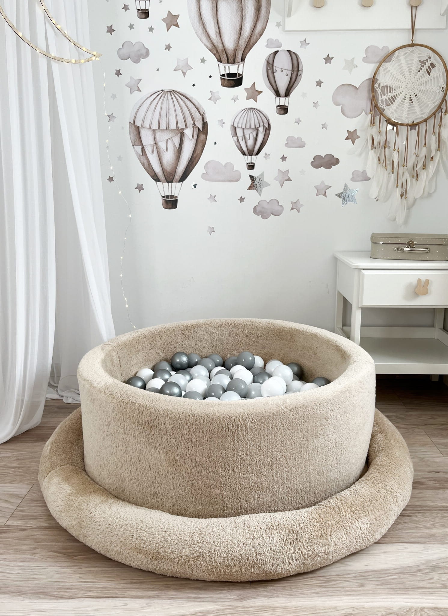 Beige Ball Pit + 200 Balls included - Plush Soft Teddy Bear Beige