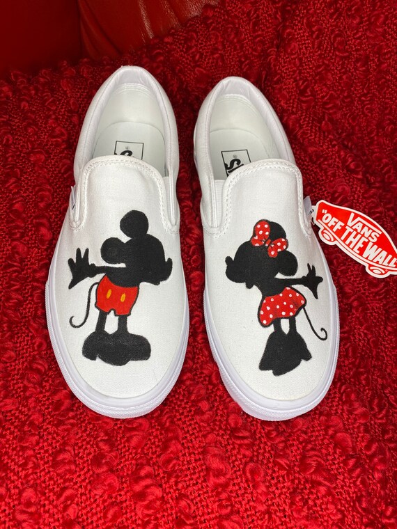 minnie mouse van shoes