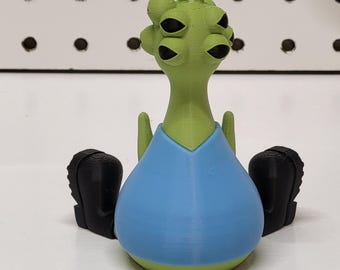 Alien Inspired Pen Holder