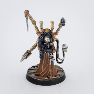 Doctor Arachnos Painted Miniature, Sci-Fi Rogue Doctor Figure, Cyberpunk Medic for Tabletop RPG, 28mm Custom Painted Gang Surgeon Mini