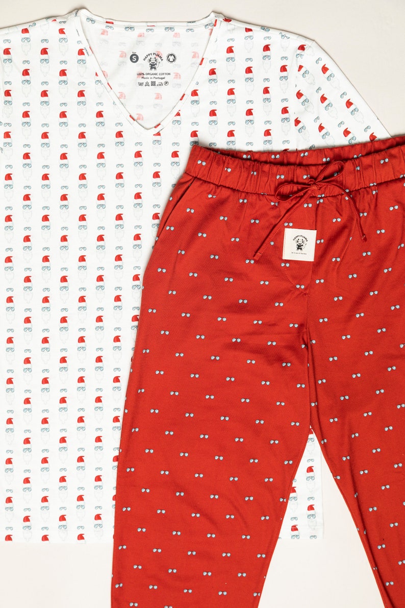 Pyjama en coton biologique pour hommes ou femmes Loungewear dans la boîte-cadeau A Père Noël en lunettes de soleil image 7