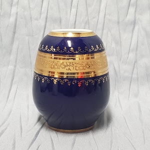 Royal Porzellan Bavaria KPM Cobalt Gold Vase