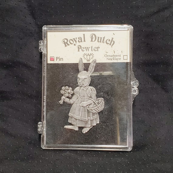 Royal Dutch Pewter Easter Bunny Pin - image 3
