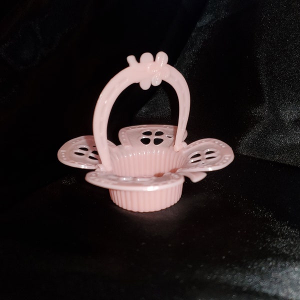 6 Vintage Pink Horseshoe Clover Shaped Hard Plastic Candy Nut Cup Basket Party Favor Birthday Easter