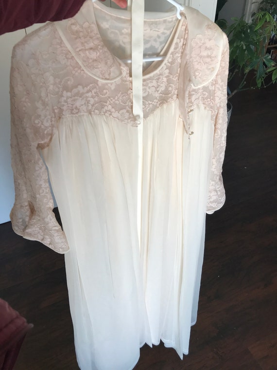 Vintage 1970s Original Cream Komar Night Dressing… - image 9