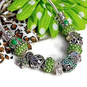 1 Pc Light Green Awareness Charm Bracelet - Lyme Disease Liver Cancer Kidney Disease Cerebral Palsy Bipolar Disorder Depression Awareness