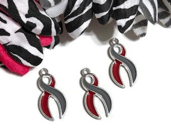 Colgantes de cinta gris y roja para concienciación: Quistes aracnoideos, cura del cáncer, esperanza, apoyo, supervivientes de accidentes cerebrovasculares, concienciación y recuperación.