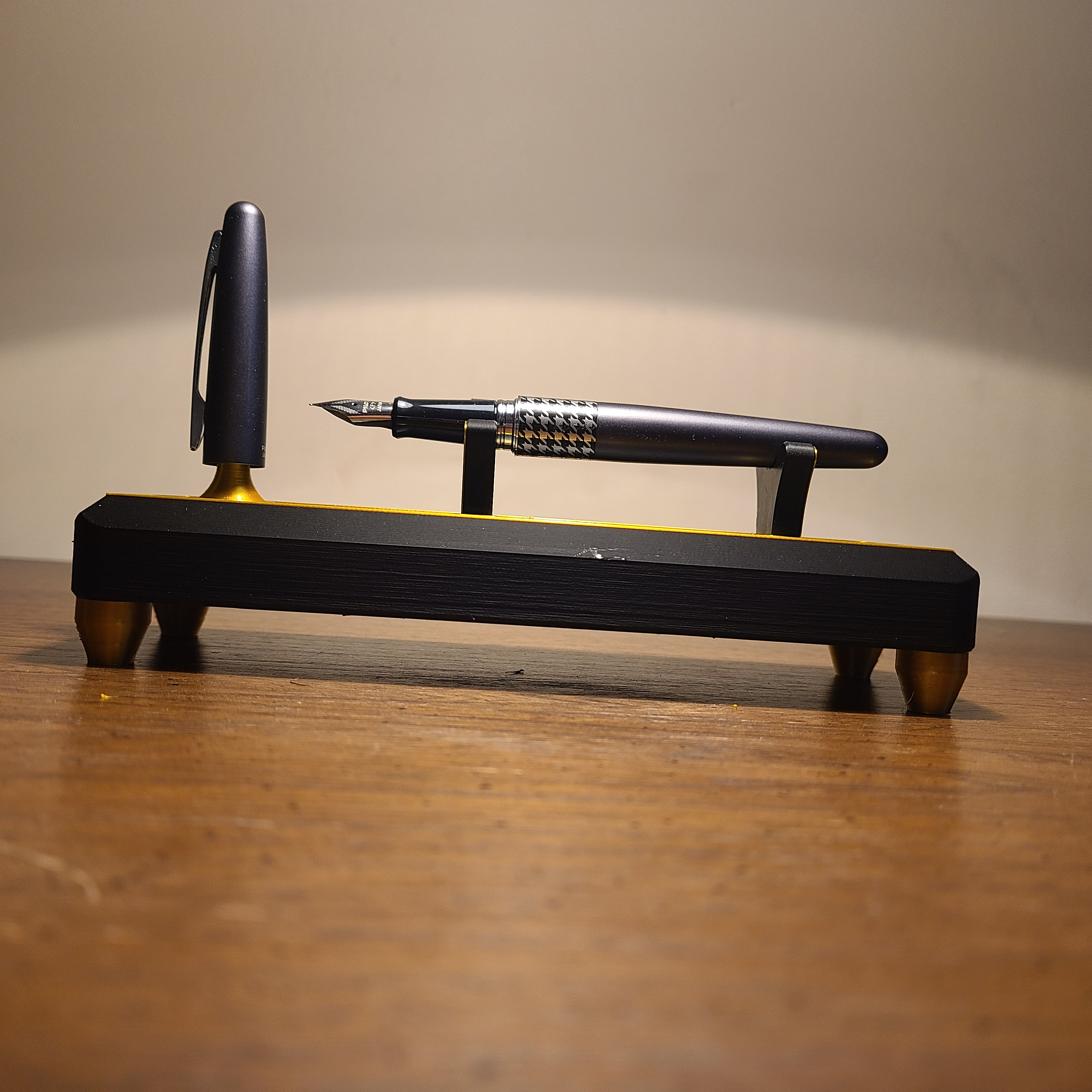 SINGLE PEN Holder With Cap Post Designed for Fountain Pens Grail Pen Holder  and Display Desktop Pen Stand and Holder 