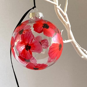Hand Painted Poppy Bauble, poppies, remembrance, gift, birthday, keepsake.