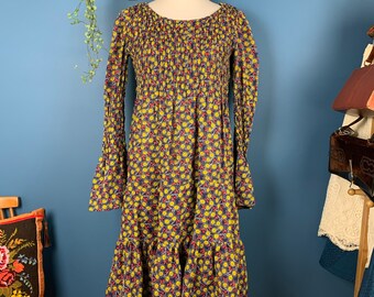 Vintage 1960s tunic dress with smocking and bell sleeves approximately size 12/14