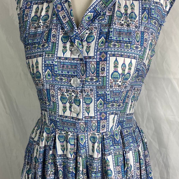 Vintage 1950s shirt waister cotton sundress approximately size 12/14