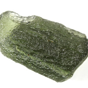 Natural Czech moldavite from locality CHLUM - year 2023, 2.63 grams, 21x12x8 mm, yellowish green color (code: 43/47)