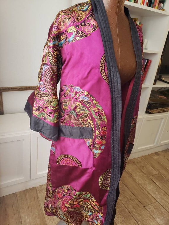 One Size--Vintage Chinese Purple Embroidered Robe