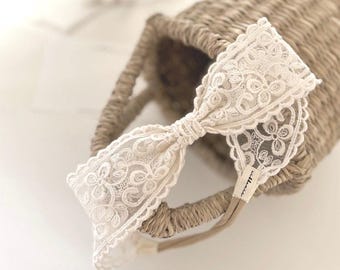 Ivory Lace Baby Headband – Soft Nylon, Newborn Photo Accessory