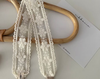 Ivory Lace Baby Headband – Newborn Baptism & Christening Hair Accessory, Toddler Girl Special Occasion Bow