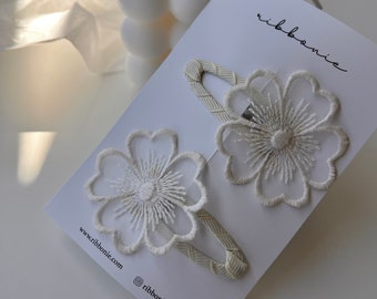 Flower Lace Clip, Floral Lace Snap Clip, Sweet Floral Girls Clip, Ivory Lace Snap Clip