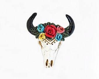 Needle Minder - TEXAS COW SKULL with Rose Garland