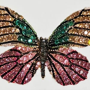 Needle Minder - BUTTERFLY with RAINBOW Rhinestones