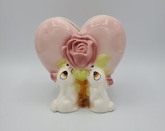 Rabbits with Heart Planter Ceremex del Norte