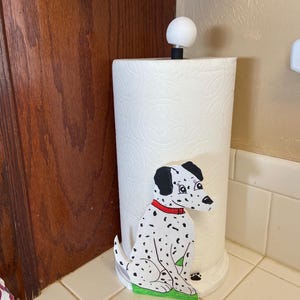 Adorável “Spot”, o dálmata, porta-toalhas de papel