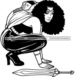 Schwarze Frau Mutter Afro Super Frau Schwert Stiefel Baby Kleinkind Träger Schutz schwarz weiß Bild PNG SVG Cricut Schneiden Design Druck