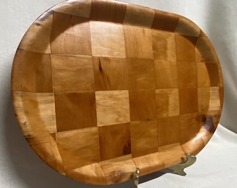 Vintage dienblad in mid-century modern stijl van Weavewood Inc. uit de jaren 60, geweven in de stijl van Mid-Century Modern.