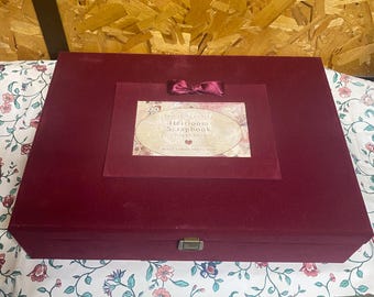 Family Memories Heirloom Scrapbook kit New in box