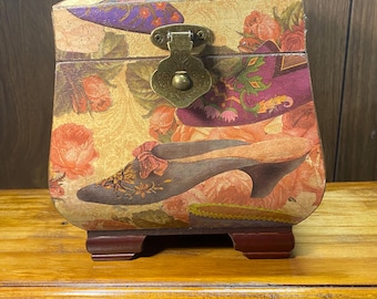 Arister ephemera storage, jewelry Box   Florals & Shoes Print