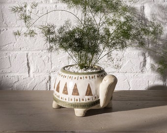 Turtle Planter Pot | Ceramic Planter | Standing Planter | Succulent Planter | Animal Planter Pot | Pots for plants | Mother's Day Gift