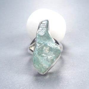 Aquamarin Ring Silber - Damenring mit rohem Edelstein, Aquasteinring, Ring mit blauem Stein, Geschenk für sie - massives 925 Sterlingsilber