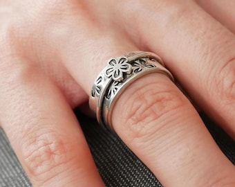 Silver Daisy Ring - Womens Flower Ring