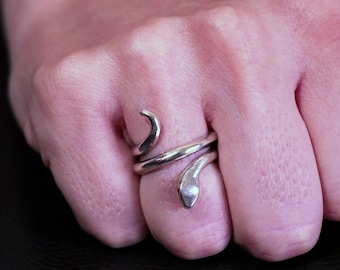 Anillo de serpiente de plata - Anillo de serpiente, anillo de puño de serpiente, anillo de serpiente que envuelve el dedo, anillo de estilo urbano para hombre y mujer - Anillo ajustable