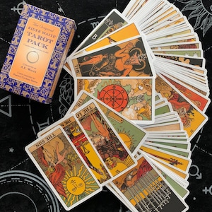 Tarot Deck  Tarot cards Future Telling Divination Oracle Tarot Gift Set Craft Linen Cardboard