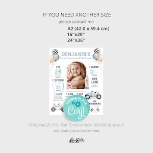 Op de afbeelding: Een gepersonaliseerde baby mijlpaal poster met een raceauto thema. De poster bevat een foto, de naam van de baby, afmetingen in cm en kg, en andere details. Beschikbare maten: A2 (42,0 x 59,4 cm), 16"x20" en 24"x36".