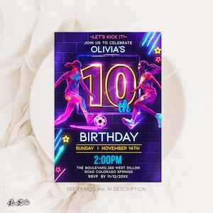 10. Geburtstag Neon Fußball-Einladung, Geburtstagskind Fußball-Einladung, Fußball-Geburtstags-Party Sport-Einladung, Spielerin Fußball-Einladung NFF10