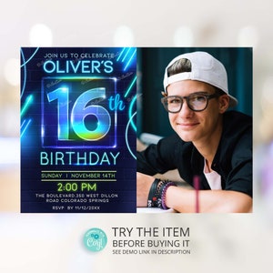 Może przedstawiać: Neonowy znak w kolorze niebieskim i zielonym z liczbą 16 w kwadratowej ramie. Znak głosi "Oliver's 16th Birthday" i zawiera datę i godzinę wydarzenia. Znak znajduje się na ciemnoniebieskim tle z neonowymi liniami.
