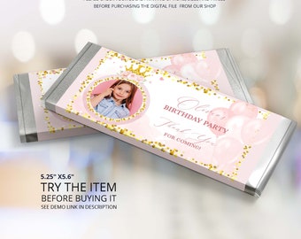 Könnte beinhalten: Rosa-goldene Schokoladentafel-Verpackung mit einem Foto eines Mädchens, das eine Krone trägt, und einem rosa-goldenen Ballon-Design. Der Text auf der Verpackung lautet "Olivia's Birthday Party Thank You for Coming!" und misst 13,3 cm x 14,2 cm.