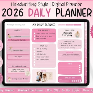 Può includere: Planner digitale per il 2026 con un tema in stile scritto a mano. L'agenda rosa include sezioni per orari, priorità principali, liste di attività e note. L'agenda è progettata per l'uso da novembre 2025 a dicembre 2026.