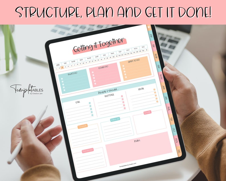 Puede incluir: Un planificador digital en la pantalla de una tableta con el t&iacute;tulo "Getting it Together". El planificador tiene secciones para "Must Do", "Could Do", "People I Should Message", "Other" y "Notes".